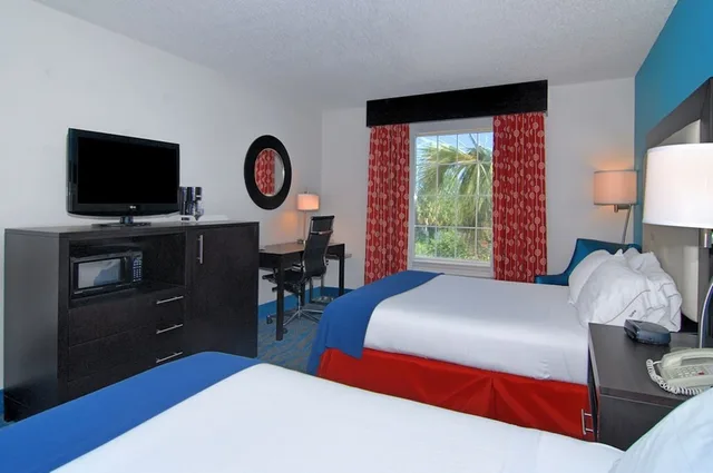 Standard, Single Bed, Holiday Inn Express Hotel Suites Destin E Commons Mall Area 4/10