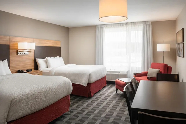 استوديو بسرير كوين، Towneplace Suites Cleveland 3/8
