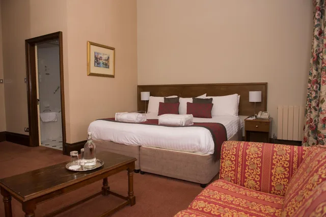 جناح جونيور بسرير كينج، Crown And Mitre Hotel Sure Hotel Collection By Best Western 1/6
