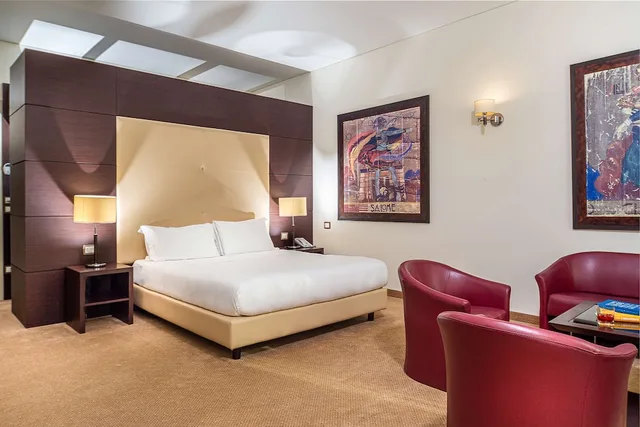 غرفة سوبيريور بسرير مزدوج أو سريرين منفصلين بشرفة، Europalace Hotel, BW Signature Collection 2/4