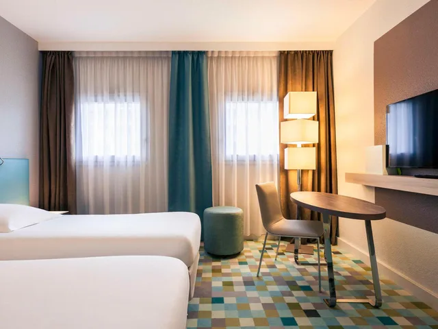 غرفة كلاسيكية ثلاثية، Mercure Marne la vallee Bussy St Georges 4/10