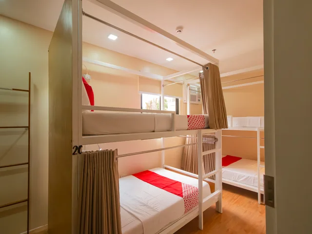 سكن مشترك مختلط بأسرّة بطابقين بحمام مشترك، OYO 832 The Teepee Place Hostel & Residence Inn 2/3
