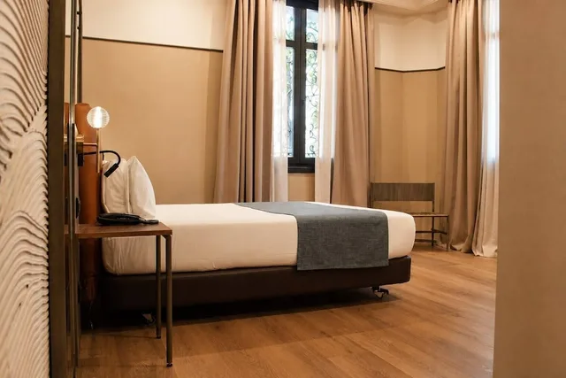 Exterior, Twin Beds, Medinaceli Hotel 7/10