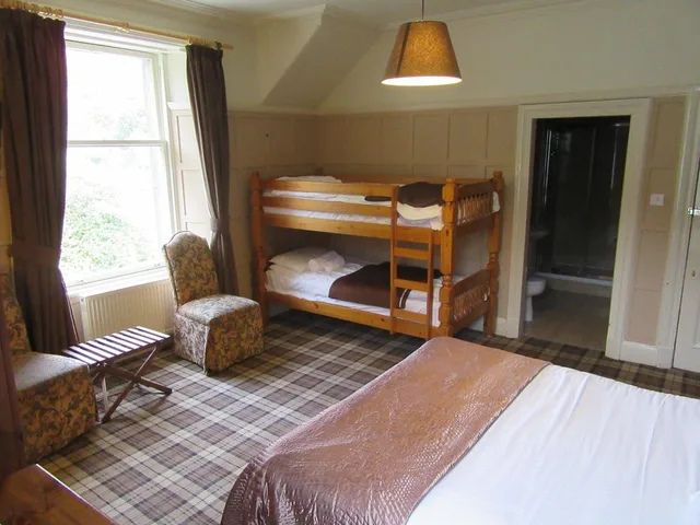 غرفة عائلية، The Whispering Pine Lodge Ex Letterfinlay Lodge Hotel 1/3