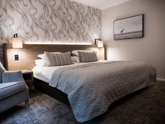4 Rooms, Luxury, King Bed، The Kelway 3/5