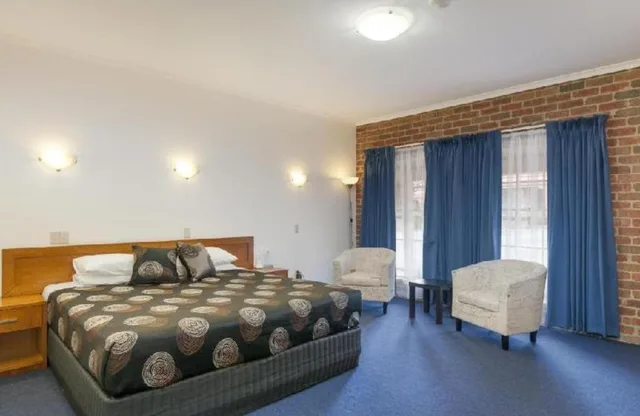 Spa, Suite, King Bed، Yarra Valley Motel 3/8
