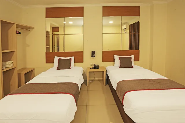 Indonesia, Deluxe, Twin Beds، Super OYO Townhouse OAK Hotel Fiducia Serpong 3/4