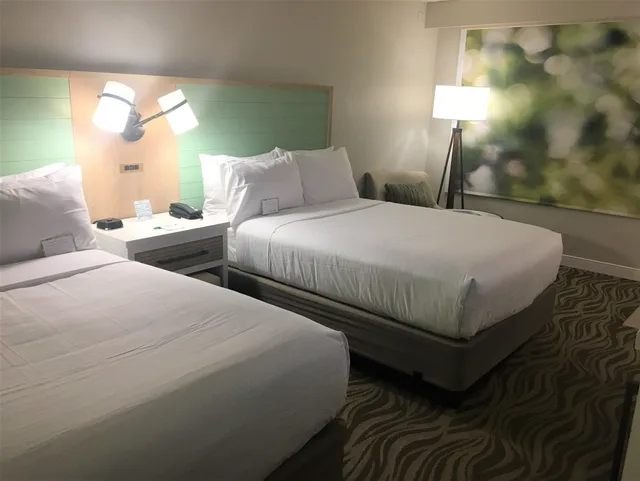 Room, 2 Double Beds, Exterior Entrance، Wyndham Garden Lake Buena Vista Disney Springs Resort 5/10