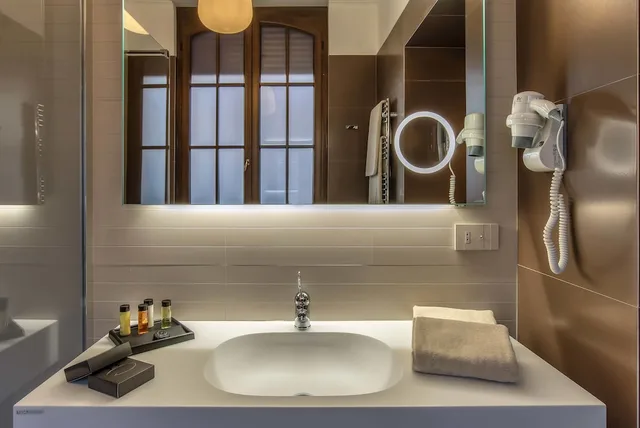 غرفة سوبيريور بسرير كوين، Albergo Etico Roma 2/3