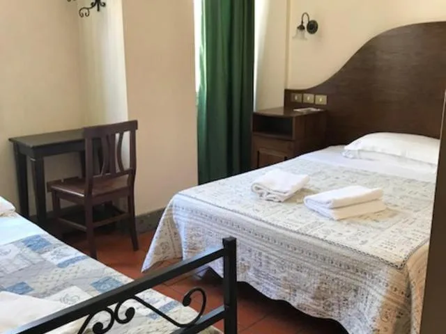 غرفة ثلاثية بحمام خاص، Okapi Rooms 10/10