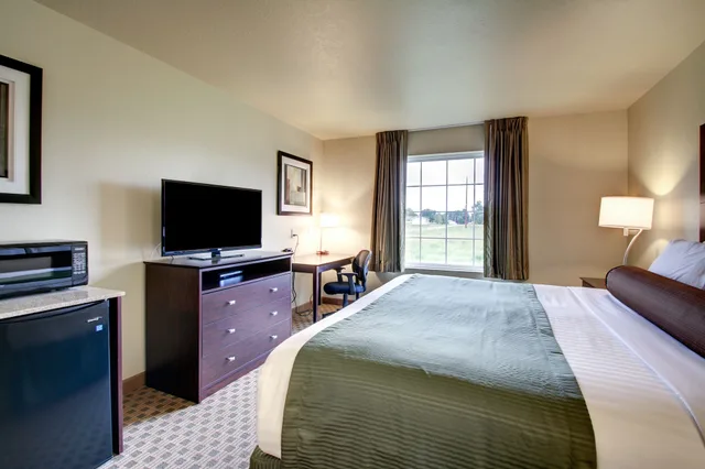 غرفة بسرير كينج، Cobblestone Inn Suites Schuyler Ne 3/9