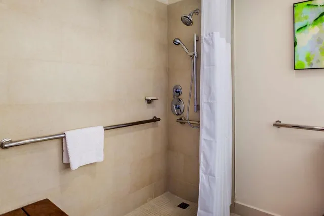 Room, 2 Double Beds, Ocean View, Beach Wing, Accessible, Caribe Hilton 5/5