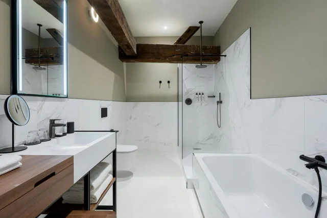Diamond, Junior Suite, Double Bed، Sapphire House Antwerp, Autograph Collection 7/7