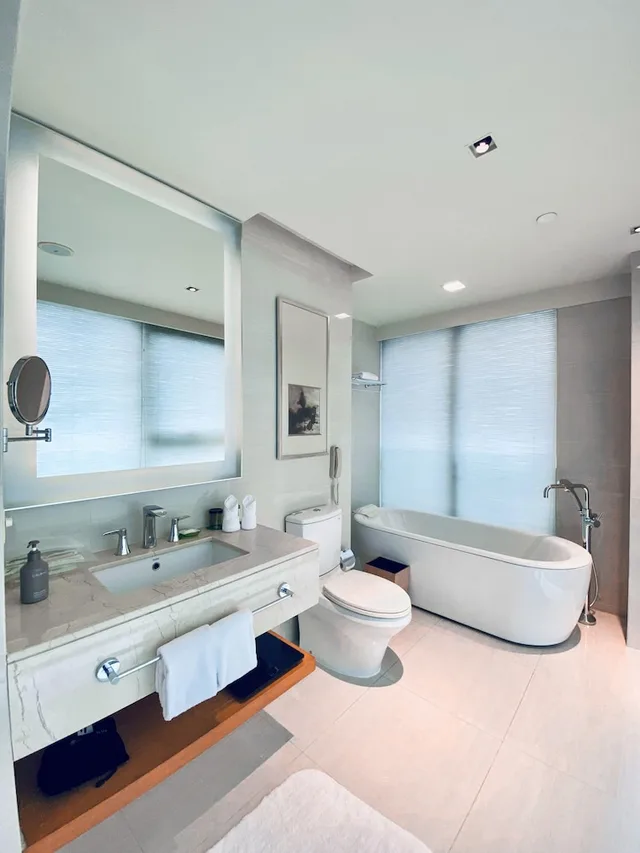 غرفة بريميوم بسرير كينج، HOLIDAY INN GUANGZHOU SCIENCE CITY 4/4