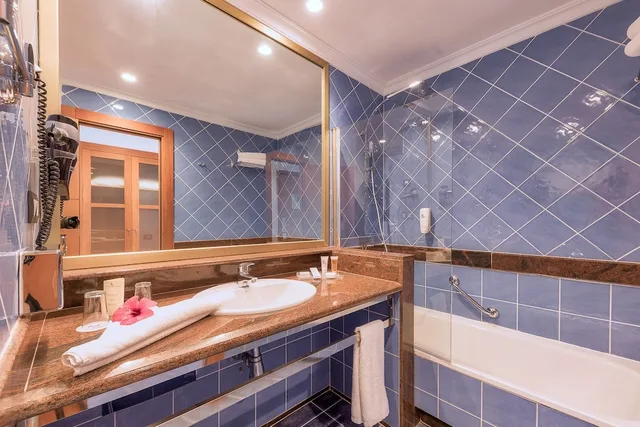 غرفة بسرير مزدوج أو سريرين منفصلين، Hotel LIVVO Mirador Papagayo 4/5