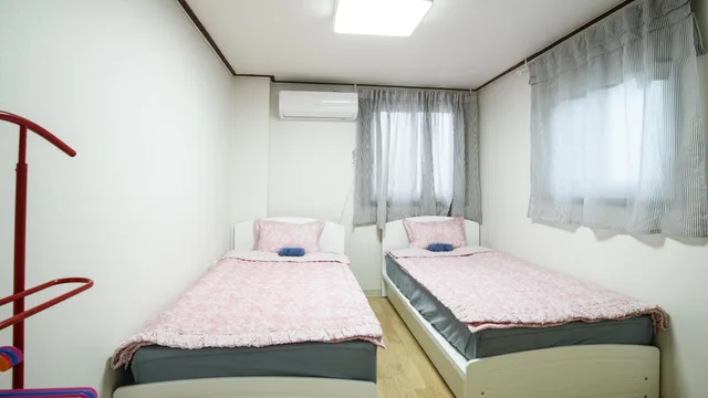 غرفة عائلية بحمام مشترك، Jeong House 8/9
