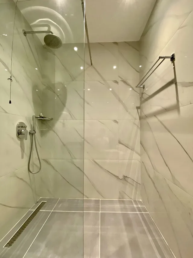 غرفة ديلوكس بسرير مزدوج بإطلالة على الحديقة، Hotel Nertili 4/4
