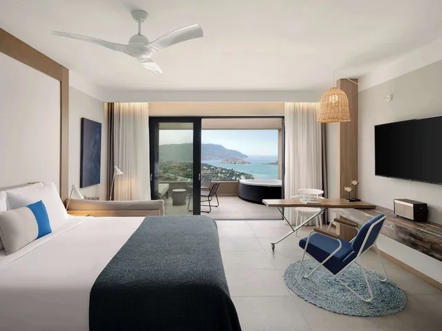 Zen, Junior Suite, Queen Bed, Outdoor Jetted Tub، Domes Aulus Elounda Resort, Curio Collection by Hilton 4/6