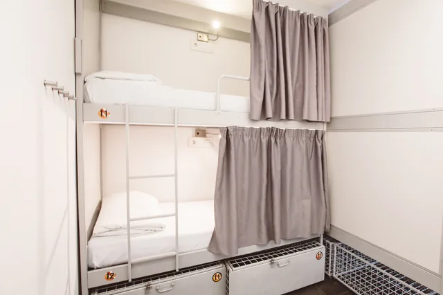Female Dorm, 16 Beds، Hostel St Christophers Inn Barcelona 2/2