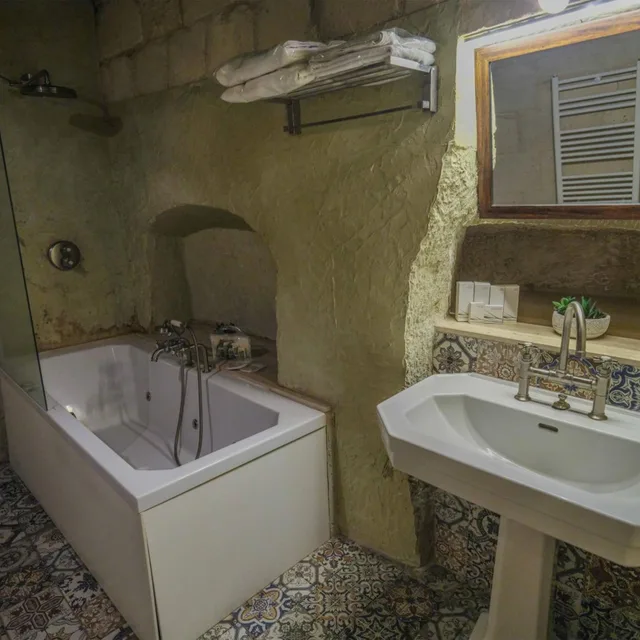 غرفة ديلوكس بسريرين منفصلين، Minia Cave Hotel Ortahisar 3/4