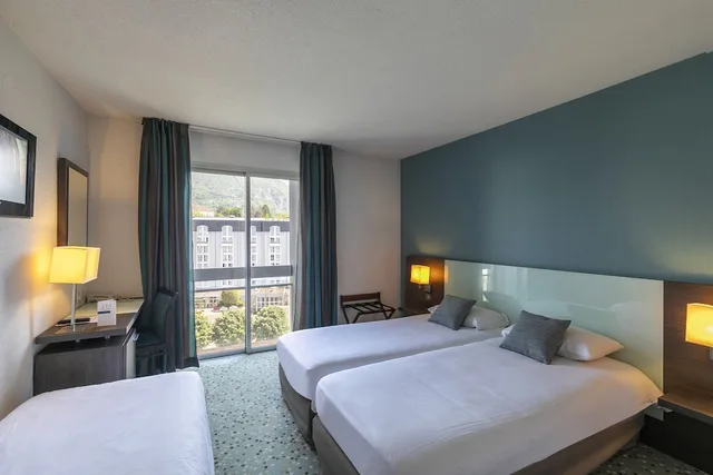 غرفة ثلاثية بثلاثة أسرّة بإطلالة على الجبل، HOTEL MIRAMONT 2/3