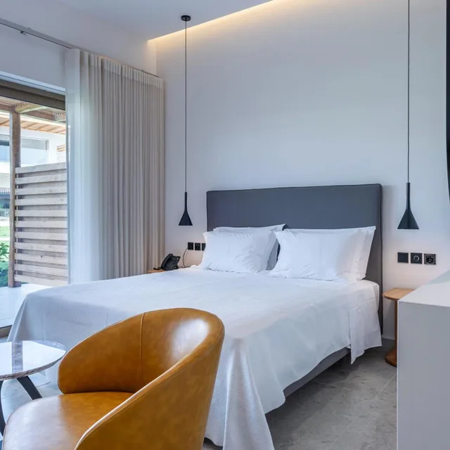 غرفة بسرير مزدوج بإطلالة على الحديقة، Grand Elis Hotel 1/10
