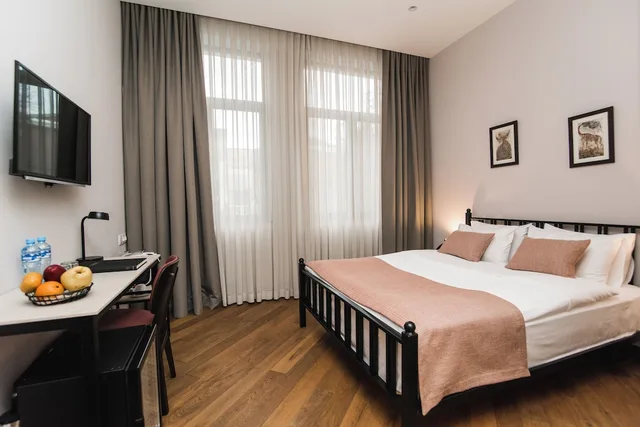 غرفة اقتصادية بسرير كوين، Makmani Hotel 1/3