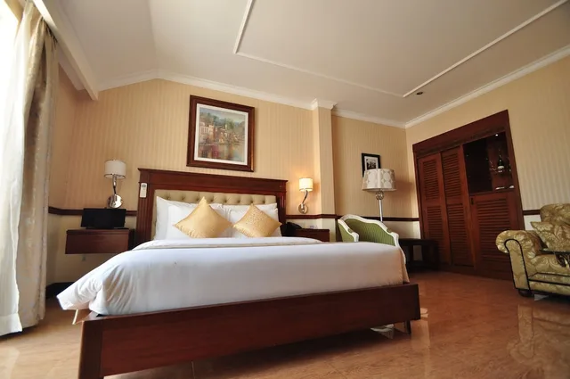 جناح بسرير مزدوج، Central Hotel and Residences 2/4