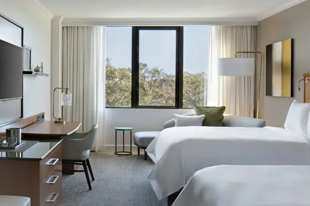 غرفة بسرير مزدوج، Sawgrass Marriott Golf Resort & Spa 1/3