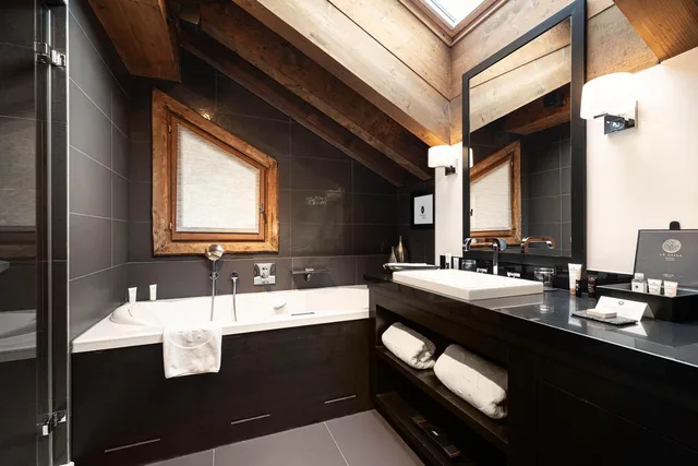 Alpine, Junior Suite، Le Kaila 5/6