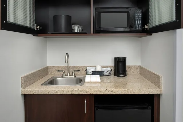 جناح بسريرين كوين مع سرير سحّاب إضافي لذوي الإعاقة، Springhill Suites By Marriott Portland Vancouver 6/8