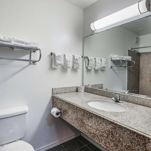 غرفة بسريرين كوين للمدخنين، Motel6 Pasadena, TX 10/10