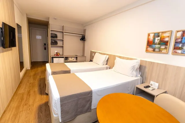 SUPERIOR TWIN (residential view)، Hotel Da Costa By Nobile 4/5
