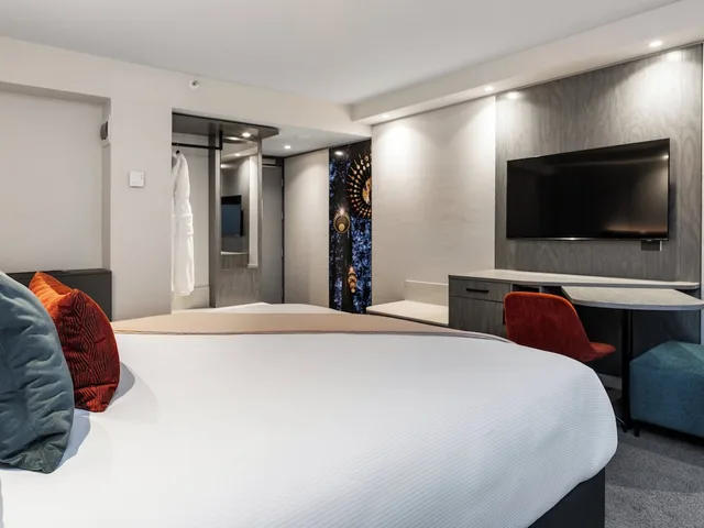 غرفة كلوب بسرير كينج بإطلالة على البحيرة مع دخول صالة النادي، Millennium Hotel Rotorua 6/7