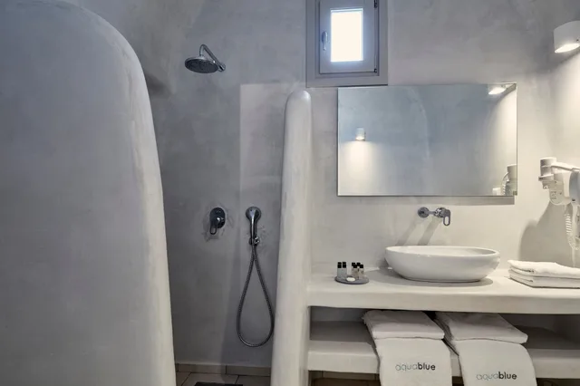 غرفة قياسية بسريرين منفصلين، Aqua Blue Hotel 7/7