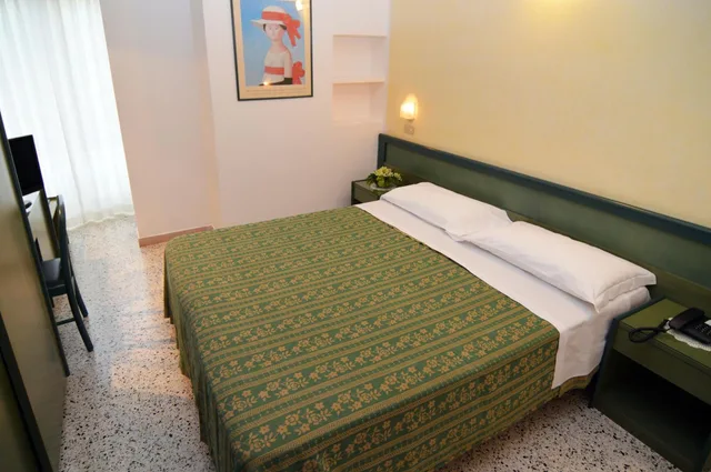 غرفة بسرير مزدوج أو سريرين منفصلين بشرفة، Hotel Adele 2/10