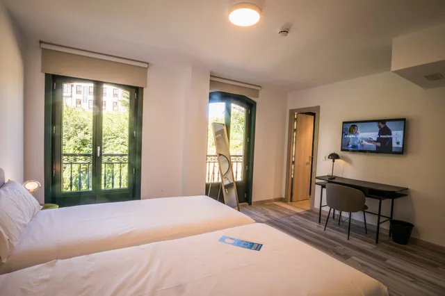 غرفة قياسية بسرير مزدوج أو سريرين منفصلين، Pombal Rooms Santiago 1/10
