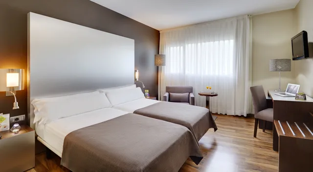غرفة قياسية بسريرين منفصلين، SERCOTEL JC1 MURCIA 1/3