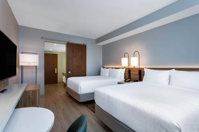 غرفة بسريرين كوين لذوي الإعاقة، Wyndham Garden Miami International Airport 7/10