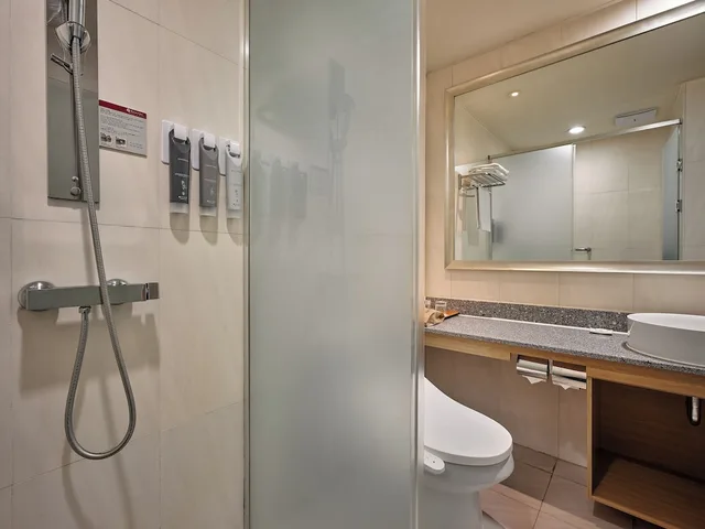 غرفة ديلوكس اقتصادية بسريرين منفصلين، Ramada Hotel & Suites by Wyndham Seoul Namdaemun 6/7