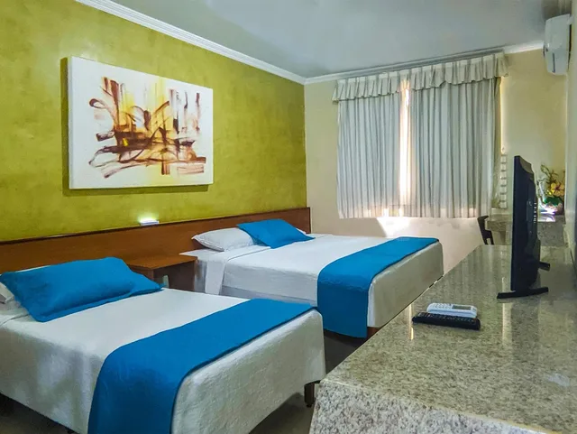 غرفة قياسية ثلاثية، Golden Beach Hotel 1/2