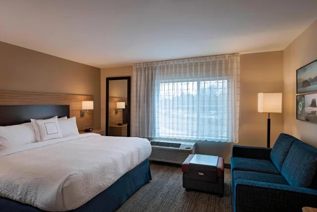 استوديو بسرير كينج مع أريكة بحوض استحمام لذوي الإعاقة، Towneplace Suites Tacoma Lakewood 1/8