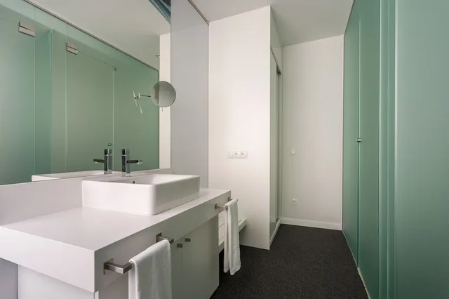 غرفة قياسية مفردة بسرير كوين، Room Mate Oscar 3/3