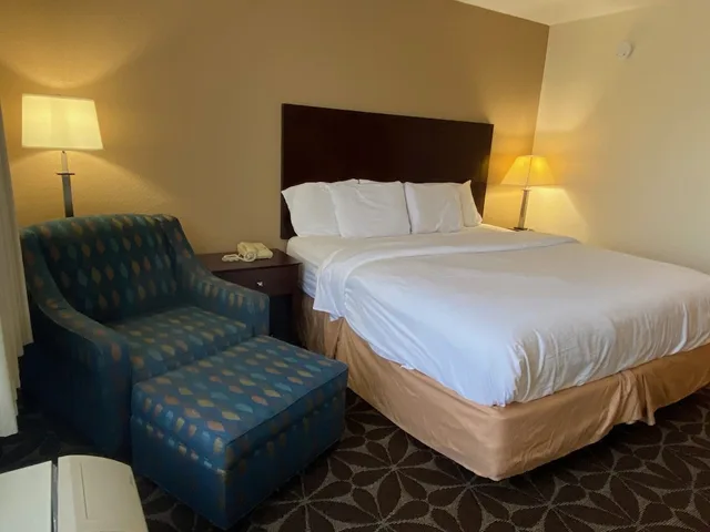 غرفة بسرير كينج لذوي الإعاقة، Wyndham Garden Williamsburg Busch Gardens Area 6/10