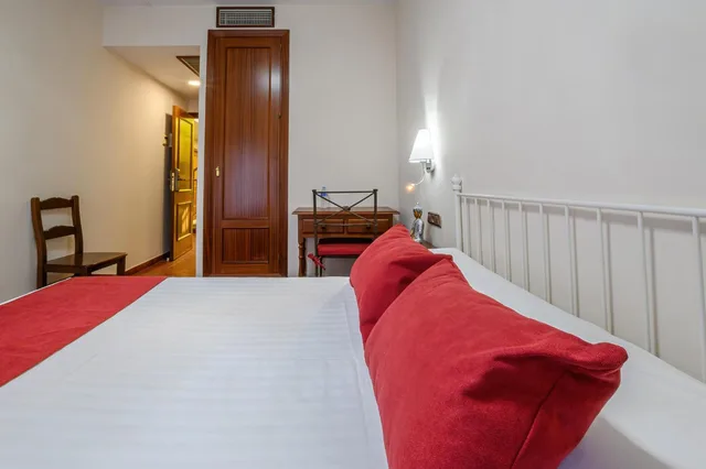 غرفة عائلية، Hotel H28 Camas 6/9