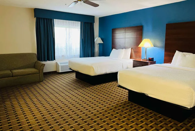 غرفة رباعية لذوي الإعاقة، Baymont By Wyndham La Crosse/Onalaska 2/6