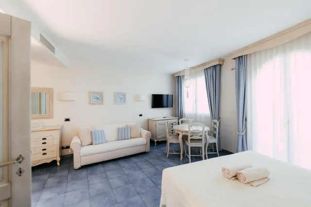 جناح جونيور، Baia Delphis Resort 2/10
