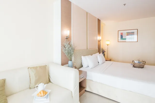 Supreme, King Bed، Clef Hotel 1/4