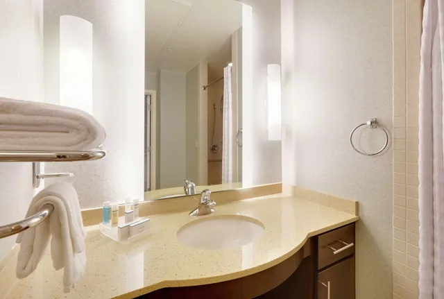 جناح بسرير كينج وسريرين كوين بغرفتي نوم مع أريكة بحوض استحمام لذوي الإعاقة، Homewood Suites By Hilton Dallas Allen 5/5