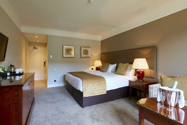 غرفة سوبيريور بسرير كينج، Coldra Court Hotel By Celtic Manor 1/3